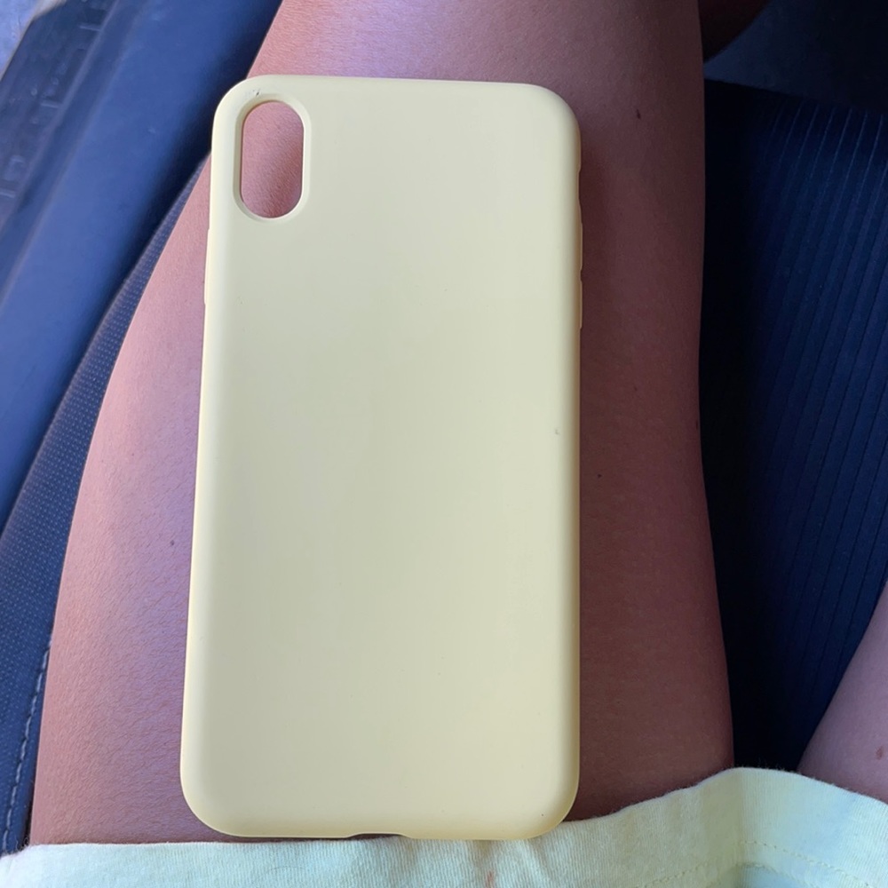 Yellow Iphone XS Max case
